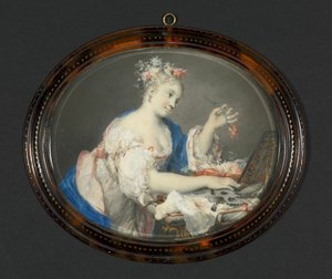 En kvinne som setter blomster i håret, ca. 1710.