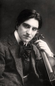 Rohan Clensy , irsk fiolinist, 1907. av Rotary Photo