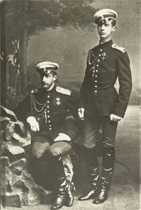 Les grands ducs Constantin Constantinovitch (1858-1915) og Dimitri Constantinovitch (1860-1919) - Storhertug Constantin Constantinovich og storhertug Dimitri Constantinovich av Russland, Anonym . Silver Gelatin Photography, ca. 1890. Russisk statsfilm an av Russian Photographer