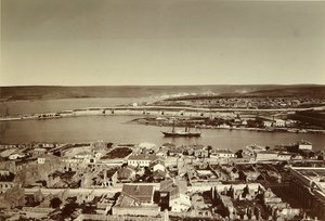 The South Bay og Cape Paul i Sevastopol (Sebastopol). Albumin-foto, slutten av 1850-tallet. Institutt for materiell kulturhistorie, St. Petersburg av Russian Photographer