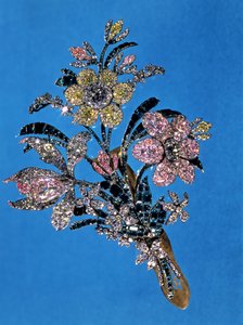 Brosje i form av en stor bukett med briljantslipte diamanter og smaragder, ca. 1760 (gull, sølv, diamanter og smaragder)