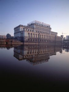Utsikt over den gamle børsen av Russian School