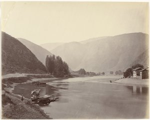 Rivierzicht nær Baramulla, India Baramulla, utsikt nedover elven (original tittel)