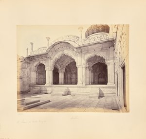 Delhi; palasset, Moti Masjid (Perlemoskeen) av Samuel Bourne