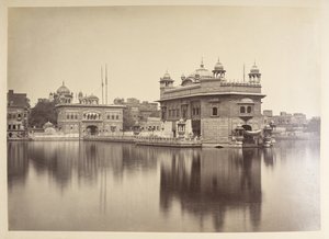 Det gylne tempel, Umritsar.  Fotograf: Bourne, Samuel Det gylne tempel, Umritsar.  Fotograf: Bourne, Samuel  Album med fotografier av India, hovedsakelig av Samuel Bourne  1864 av Samuel Bourne