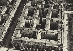 Berlin: Berliner Mietskasernen; Gamle bolighus (s/hvitt bilde)