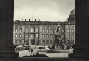 Berlin: Utsikt over palasset og Lustgarten; Utsikt over det kongelige palasset og Lustgarten (s/hvitt bilde) av Sasha Stone