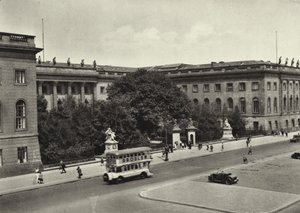 Berlin: Universitat; Universitetet (s/hvitt bilde) av Sasha Stone