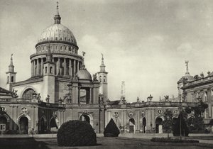 Potsdam, bypalass, utsikt over Nikolaikirche; Bypalasset, utsikt over St Nicholas (s/hvitt bilde) av Sasha Stone