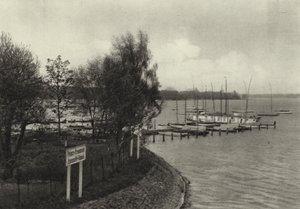 Wannsee (s/hvitt bilde) av Sasha Stone