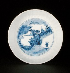 Blått og hvitt kraakfat malt med en figur i et landskap, Egret mark, Wanli eller Tianqi av School Chinese
