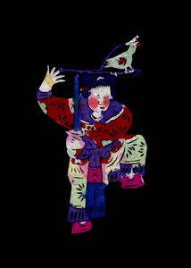 Kvinnelig figur som holder et sverd med en fugl. Malt papirklipp eller «Jian Zhi», kinesisk folkekunst, Peking. av School Chinese