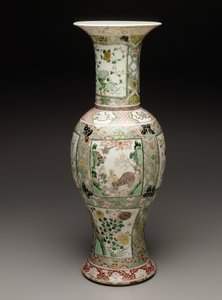 Vase, ca. 1700 (porselen og emalje) av School Chinese