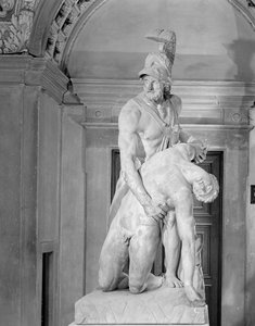 Menelaos støtter kroppen til Patroclus, kopi av en gresk original (marmor) av School Italian
