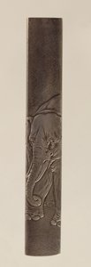 Sverdbeslag, Edo-perioden 1615-1868 (innlagt bronse) (for bakside se 142625) av Japanese School