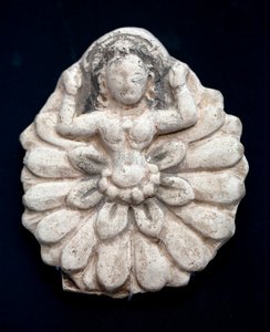 Renessanse av en lotus. Utskåret motiv, udatert. Nasjonalmuseet i Korea, Seoul (Sør-Korea). av School Korean