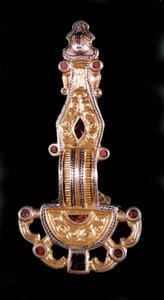 Merovinger fibula. Museum of Saint-Germain-en-Laye