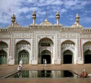Utsikt over Mohabbat Khan-moskeen fra 1600-tallet