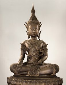 Buddha i naturlig størrelse i kongelig antrekk (bronse)