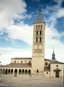 Eksteriør av kirken San Esteban av School Spanish