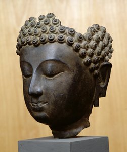 Buddhas hode ser ned, Lan Na Culture (bronse)