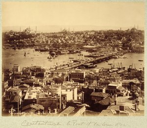 Panorama med utsikt over Istanbul og elven Bosporos, ca. 1890 (s/hvitt-bilde) av Sebah and Joaillier
