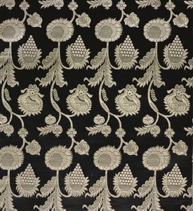 Olovyanishnikov Manufactory Halk-Silk Satin, tidlig på 1900-tallet (tekstil) av Sergei Vashkov