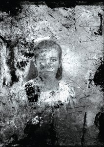  av Sergis Adamos