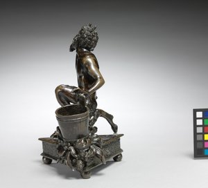 Knelende Satyr, ca. 1520 (bronse) av Severo da Ravenna