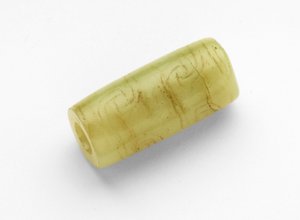 Perle, ca.1600-1050 f.Kr av Shang Dynasty Chinese School