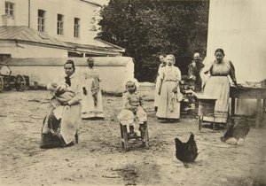 Lage syltetøy på gårdsplassen til Leo Tolstojs hus, Yasnaya Polyana, nær Tula, Russland, 1900 av Sophia Andreevna Tolstaya
