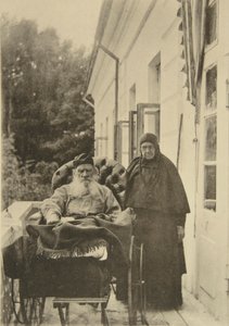 Den russiske forfatteren Leo Tolstoj med sin søster Maria Nikolaevna, Russland, 1900-tallet