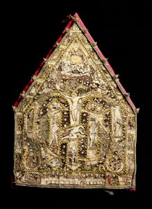 Eveque gjæring i gull dekorert av fjærmosaikk laget av spanske misjonærer i Mexico. Firenze fra 1500-tallet, Museo degli Argenti av Spanish School