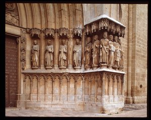 Gotisk kunst: detalj av den sentrale portalen til katedralen St. Thecle i Tarragona av Spanish School