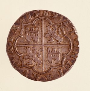 Sølvmynt (8 realer) fra Spania: regjering av Filip (Filippo eller Philippe) II (1556-1598). 1589 Diam. 3,5 cm Napoli, museo archeologico av Spanish School