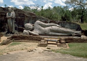 Det liggende bildet, som viser Buddhas parinirvana, skulptur, Gal Viharas tempel