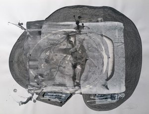 Abstrakt grå figur av Stefano Mazzolini