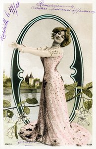 O b: Agustina Otero Iglesias, alias Caroline Otero kalt La Belle Otero, sanger, kabaretdanser og viktig kurtisane fra Belle Epoque - Alfabet på postkort