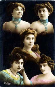 Postkort tidlig på 1900-tallet: mosaikk av ansikter til 5 unge kvinner (bilde)