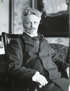 August Strindberg i huset hans i Stockholm (s/hvitt bilde)