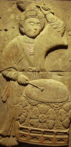 Terrakottastele med musiker, Tang-dynastiet (618-907), oppdaget i Shaanxi-provinsen, Steles Forest Museum i Xian. Fotografi, Leonard de Selva, Kina, 2006. av Tang Dynasty Chinese School