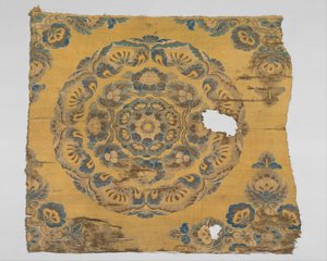 Tekstil med blomstermedaljong, ca.800 av Tang Dynasty Chinese School