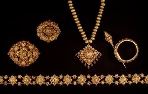 Smykker, Ayutthaya-perioden (1350-1767), 1600- til 1700-tallet (gull og edelstener)
