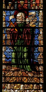 Vindu som viser apostelen St. Thomas med trosbekjennelsesrulle (farget glass) av Thiebaut de Lixheim