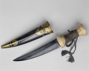 Stor dolk og slire, tilhørte muligens Haider Ali (1722-82) Sultan av Mysore (Damascus jern)