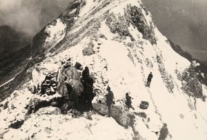 Operasjoner for hekking av maskingevær på Monte Nero under første verdenskrig (s/hvitt bilde)