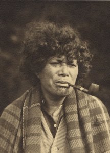 Maori Character Study, ca. 1927 (sølv gelatintrykk) av Una Garlick