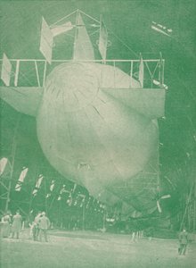 En Zeppelin hjemme, ca 1917 1919 av Unbekannt