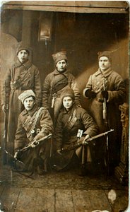 En gruppe soldater fra den røde hær før de dro til fronten, Petrograd, Russland, 1918 av Unbekannt
