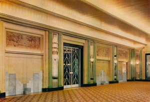 En utsikt over den nye ballsalen på Claridges Hotel som designet av Oswald P. Milne, 1933 av Unbekannt
